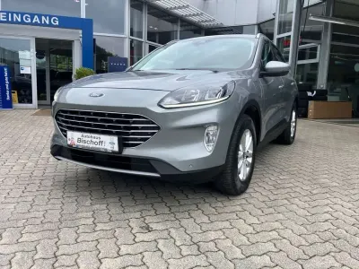 Gebraucht Ford Kuga Titanium 224 PS (164 kW) 2022 Solar silver metallic SUV