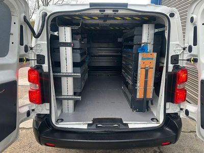 Gebraucht Opel Vivaro Edition 122 PS (89 kW) 2021 Weiß Van / Kleinbus