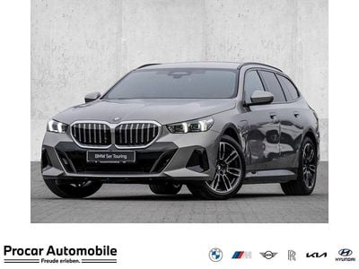 Neu BMW 530e M Sport 190 PS (139 kW) 2025 Oxidgrau Kombi