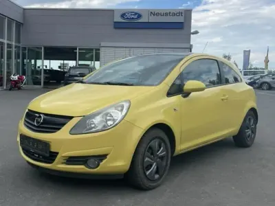 Gebraucht Opel Corsa Color Edition 101 PS (74 kW) 2010 Sunny melon Kleinwagen