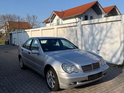 Gebraucht Mercedes C180 Classic 143 PS (105 kW) 2003 Silber Limousine
