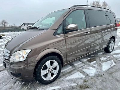 Gebraucht Mercedes Viano Edition 163 PS (119 kW) 2011 Braun Van / Kleinbus