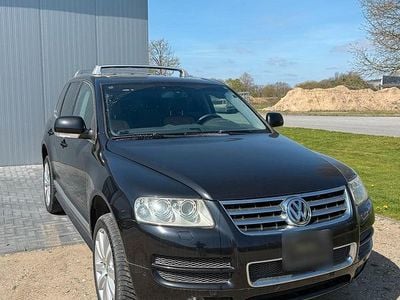 Second-hand VW Touareg Executive 450 CP (330 kW) 2006 Negru SUV