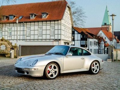 Usado Porsche 993 300 HP (220 kW) 1998 Prateado Coupé