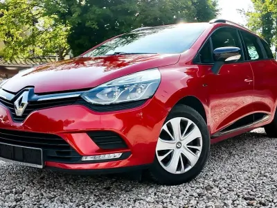 Occasion Renault Clio GrandTour LIMITED 90 ch (66 kW) 2017 Rouge Break