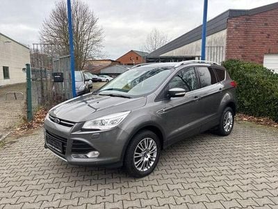 Gebraucht Ford Kuga Titanium 163 PS (119 kW) 2014 Grau SUV