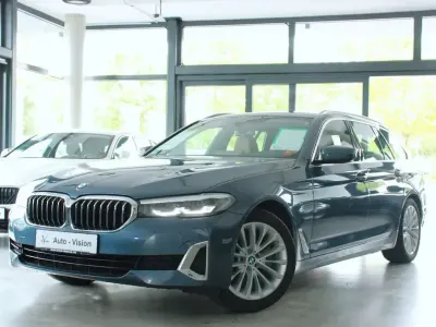 Second-hand BMW 520 Luxury Line 190 CP (139 kW) 2022 Albastru Berlinǎ