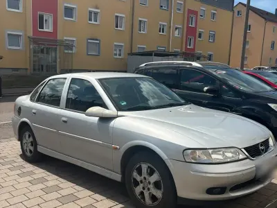 Gebraucht Opel Vectra 125 PS (91 kW) 2001 Limousine