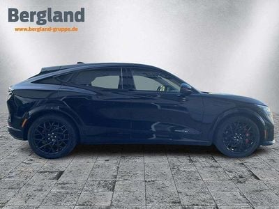 Gebraucht Ford Mustang Mach-E GT 358 kW (487 PS) 2024 Lackierung metallic "absolute black" schwarz SUV