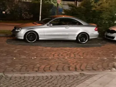 Gebraucht Mercedes CLK240 170 PS (125 kW) 2002 Silber Coupé