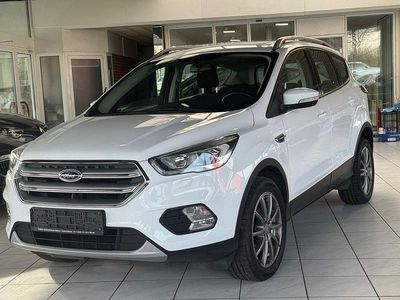 Gebraucht Ford Kuga Cool & Connect 150 PS (110 kW) 2018 Weiß SUV