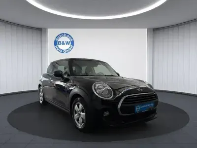 Gebraucht Mini ONE 102 PS (75 kW) 2017 Schwarz Kleinwagen
