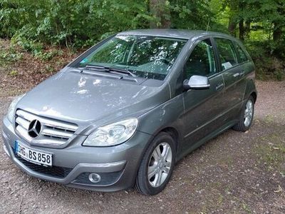 Mercedes B180