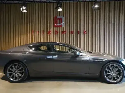 Second-hand Aston Martin Rapide 476 CP (350 kW) 2010 Gri Berlinǎ