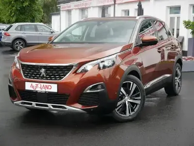 Gebraucht Peugeot 3008 Allure 150 PS (110 kW) 2018 Braun Van / Kleinbus
