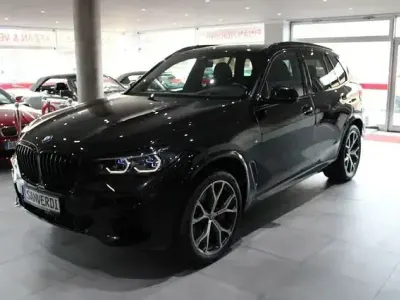 Gebraucht BMW X5 M Sport 352 PS (258 kW) 2023 Schwarz SUV