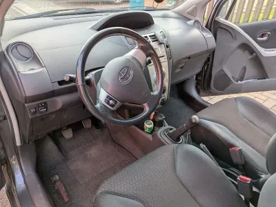 Gebraucht Toyota Yaris 133 PS (97 kW) 2007 Grau Kleinwagen