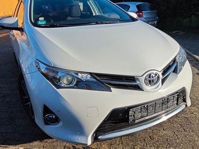Toyota Auris Touring Sports