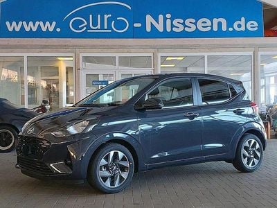 Neu Hyundai i10 Premium 79 PS (58 kW) 2025 Lumen grey Kleinwagen
