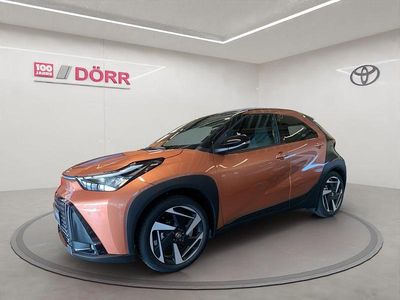 Neu Toyota Aygo X Lounge 116 PS (85 kW) 2026 Cinnamon bronze metallic / bla SUV