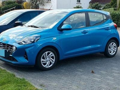 Gebraucht Hyundai i10 Trend 67 PS (49 kW) 2022 Blau Kleinwagen
