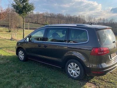 Gebraucht VW Sharan 140 PS (102 kW) 2015 Braun Van / Kleinbus