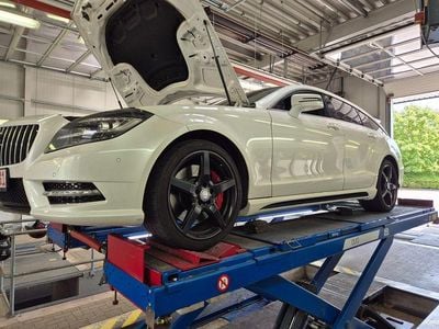 Gebraucht Mercedes CLS500 Shooting Brake 408 PS (300 kW) 2014 Weiß Kombi