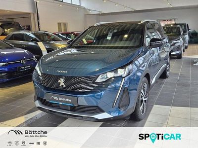 Gebraucht Peugeot 5008 131 PS (96 kW) 2023 Lackierung blau celebes/metallic klarlack SUV
