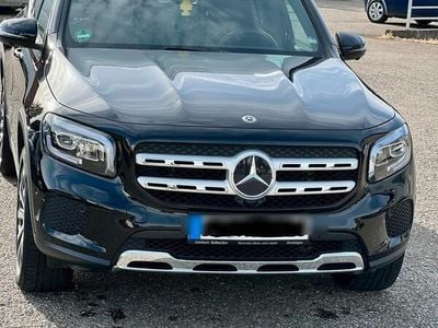 Mercedes GLB200