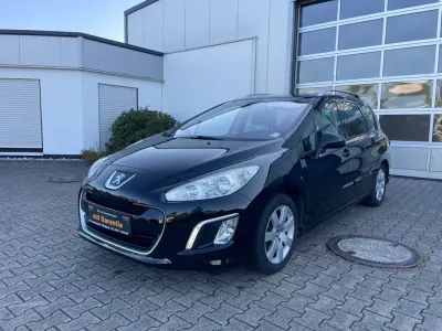 Gebraucht Peugeot 308 SW Active 111 PS (81 kW) 2012 Schwarz Kombi