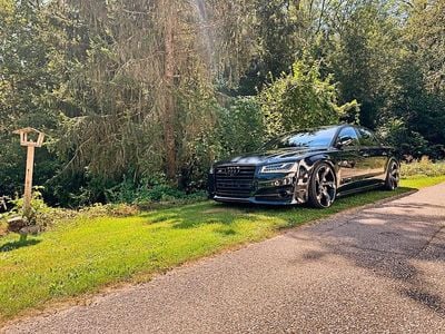 Audi S8 plus