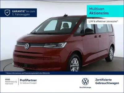 Second-hand VW Multivan Life 150 CP (110 kW) 2024 Roșu Monovolum