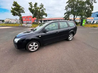 Gebraucht Ford Focus 115 PS (84 kW) 2005 Schwarz Kombi