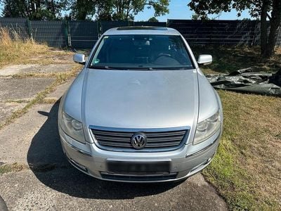 VW Phaeton