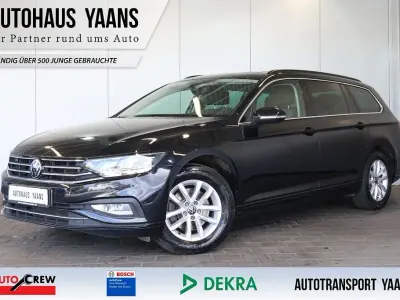 Gebraucht VW Passat Business 150 PS (110 kW) 2023 Schwarz Kombi