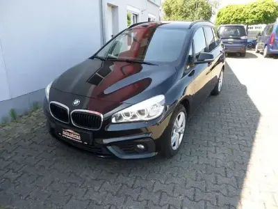 Gebraucht BMW 218 Advantage 150 PS (110 kW) 2018 Schwarz Van / Kleinbus