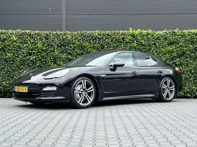 Gebraucht Porsche Panamera 400 PS (294 kW) 2014 Schwarz Kleinwagen