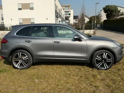 Gebraucht Porsche Cayenne Sport 265 PS (194 kW) 2010 Grau SUV