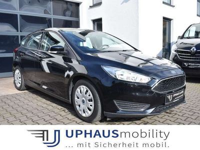 gebraucht Ford Focus FocusLim. 1,0 EcoBoost*Ambiente*Klima*AHK*HU/AU