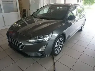 Gebraucht Ford Focus Cool & Connect 92 PS (67 kW) 2020 Grau Limousine