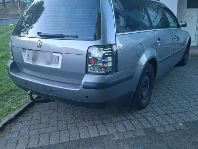 Usata VW Passat 131 CV (96 kW) 2004 Verde Station wagon