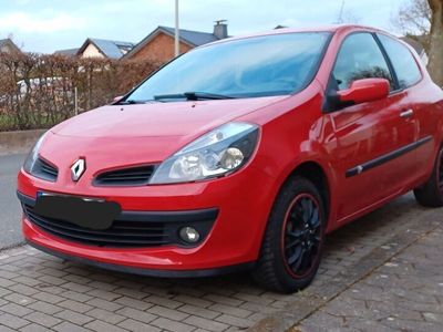 gebraucht Renault Clio Authentique 1.2 16V 55kW Authentique