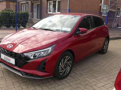 Neu Hyundai i20 GO! 101 PS (74 kW) 2025 Dragon red metallic Kleinwagen