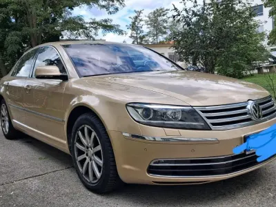 Gebraucht VW Phaeton 334 PS (245 kW) 2016 Gold Limousine