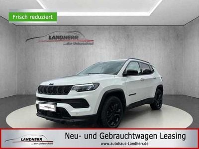 Gebraucht Jeep Compass Night Eagle 131 PS (96 kW) 2023 Alpin weiß SUV