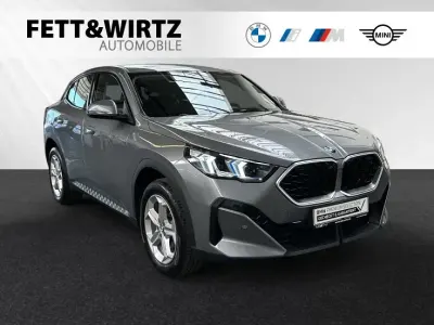 Gebraucht BMW X2 Efficient Dynamics 163 PS (119 kW) 2025 Skyscraper grau metallic SUV