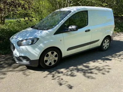 Używany Ford Transit 75 KM (55 kW) 2018 Biały Minivan