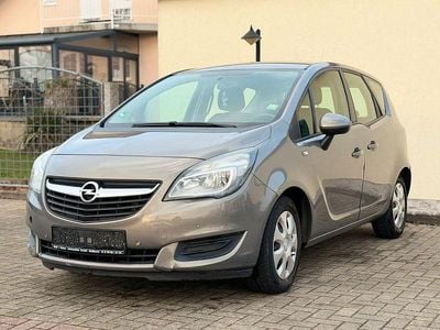 Braun Gebraucht 2015 Opel Meriva Edition Van / Kleinbus | 3.350 € (Guter Preis)