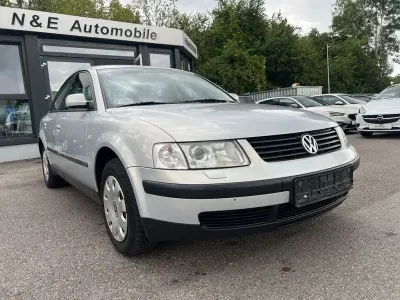Gebraucht VW Passat Highline 150 PS (110 kW) 1999 Silber Limousine