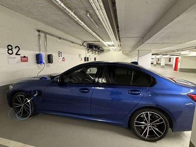 Blau Gebraucht 2019 BMW 330e M Sport Limousine | 34.900 € (Teuer)